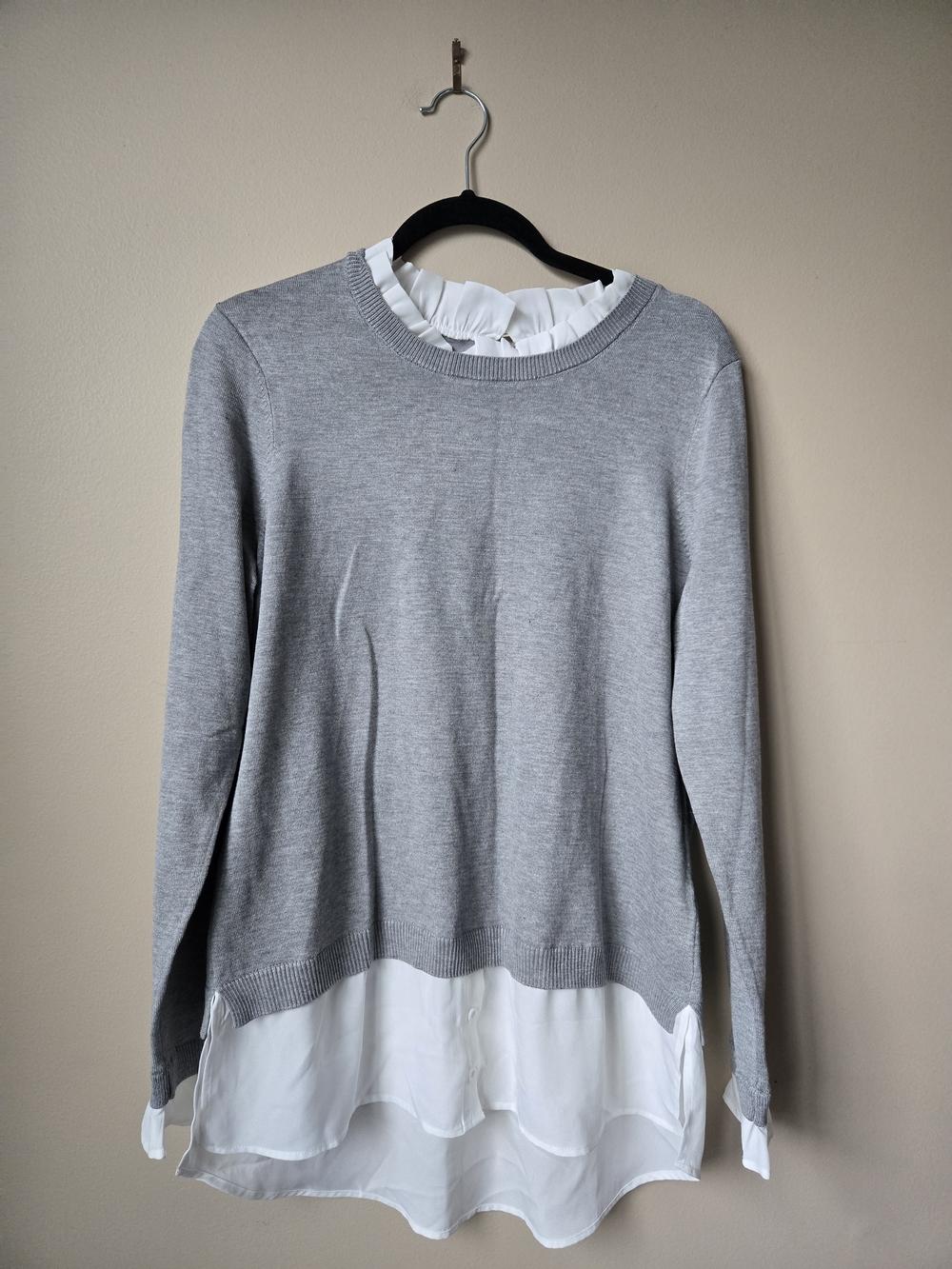Adrianna Papell Gray Knit Sweater with White Ruffle Hem